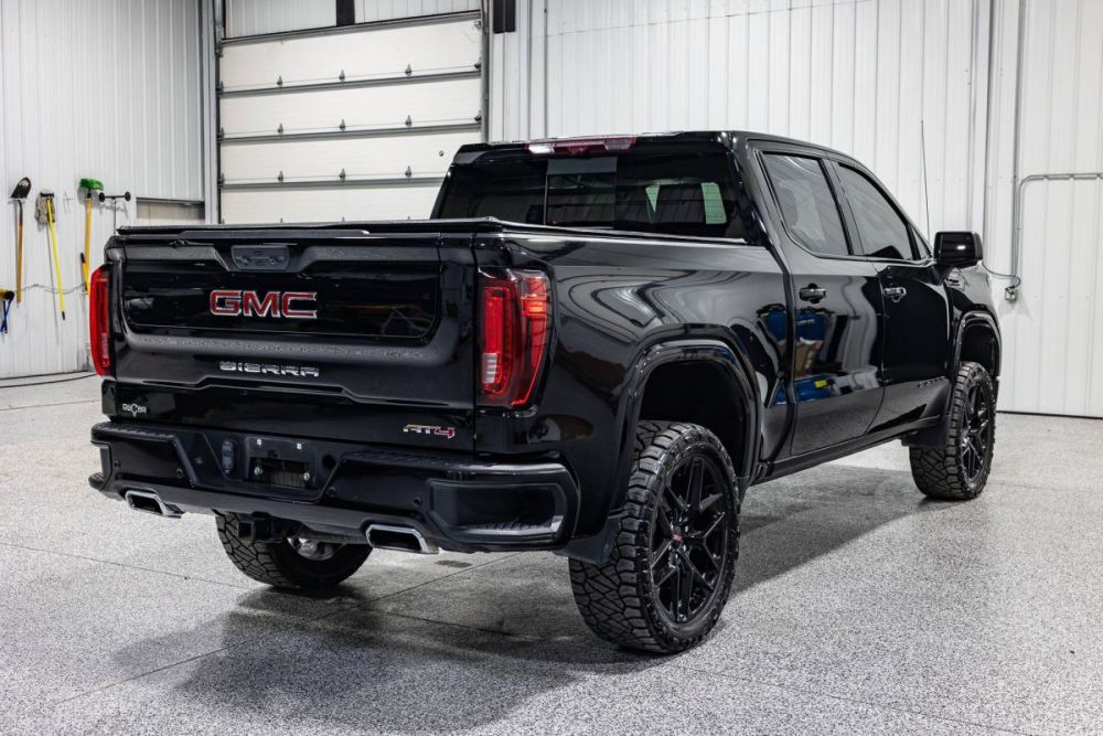 2024 GMC Sierra 1500 AT4 4WD - photo 5