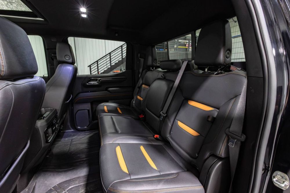 2024 GMC Sierra 1500 AT4 4WD - photo 10