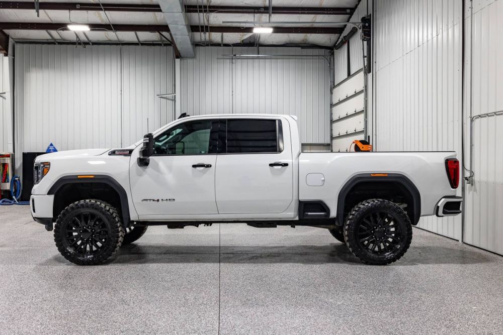 2022 GMC Sierra 2500HD AT4 4WD - photo 2