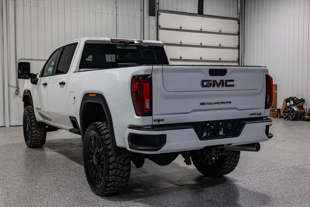 2022 GMC Sierra 2500HD AT4 4WD - photo 3