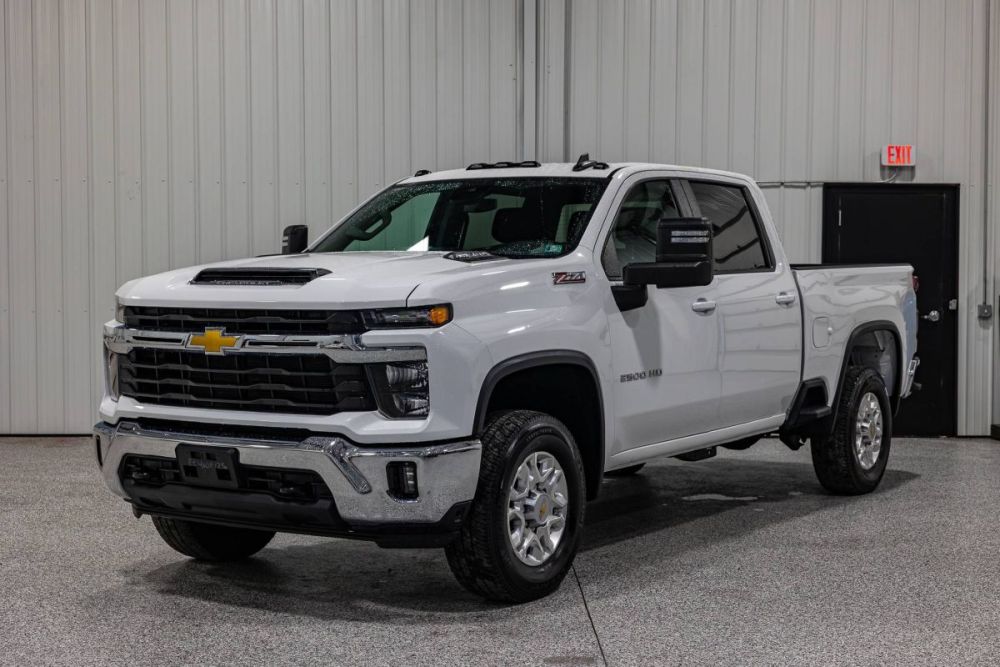 2024 Chevrolet Silverado 2500HD LT 4WD - photo 1
