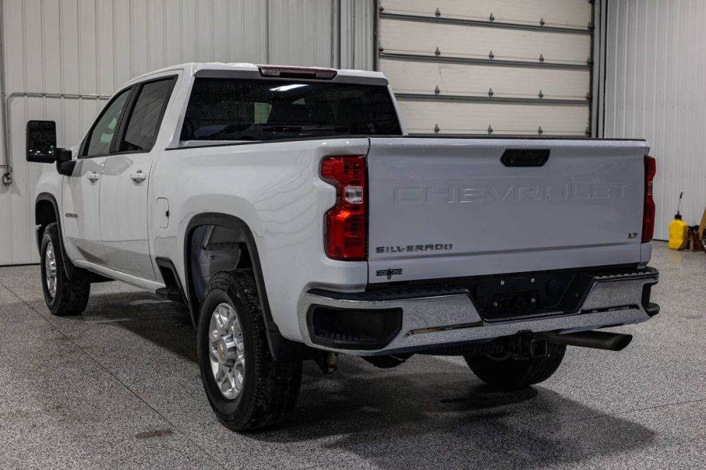 2024 Chevrolet Silverado 2500HD LT 4WD - photo 3