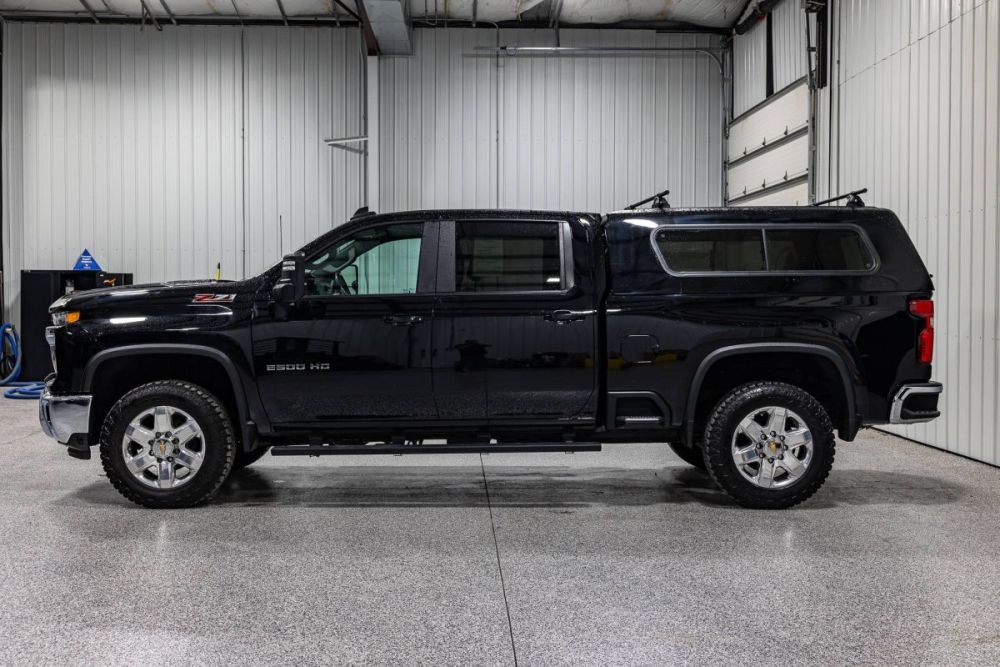 2025 Chevrolet Silverado K2500HD LT 4WD - photo 2
