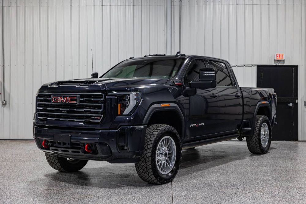 2025 GMC Sierra 2500HD AT4 4WD - photo 1