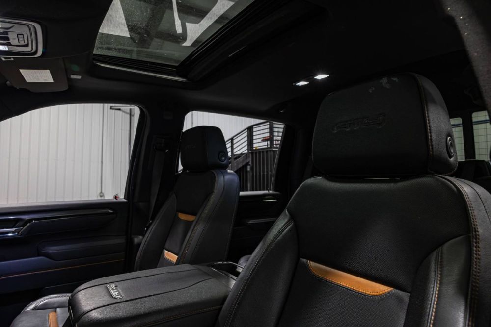 2025 GMC Sierra 2500HD AT4 4WD - photo 11
