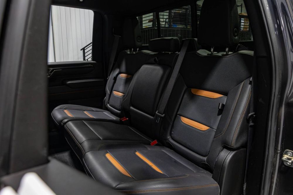 2025 GMC Sierra 2500HD AT4 4WD - photo 14