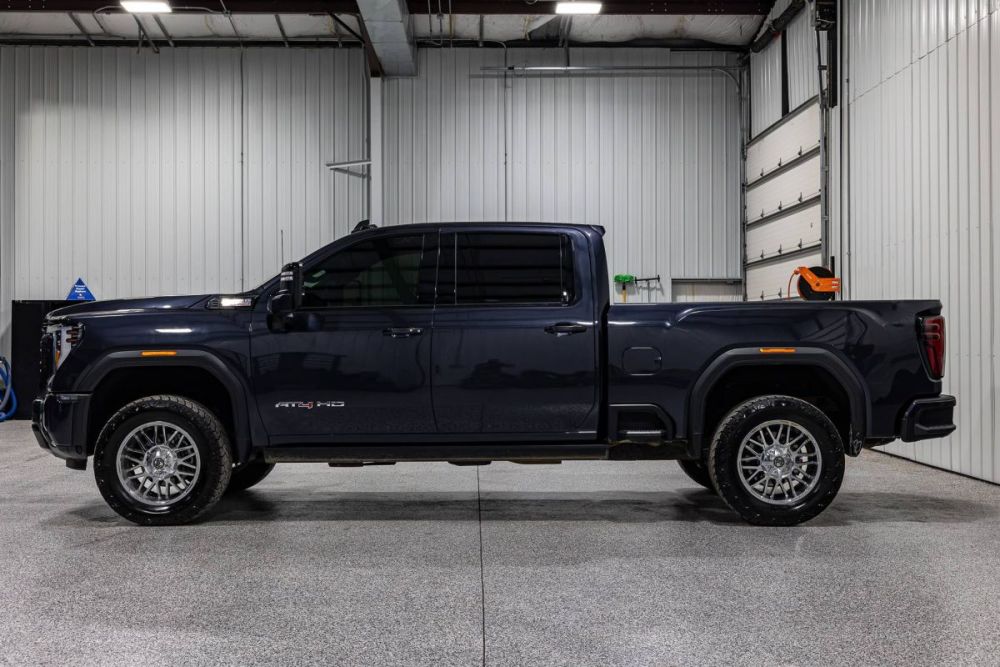 2025 GMC Sierra 2500HD AT4 4WD - photo 5