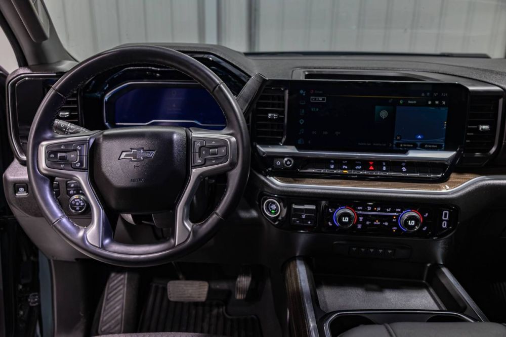 2025 Chevrolet Silverado 2500HD LT 4WD - photo 9