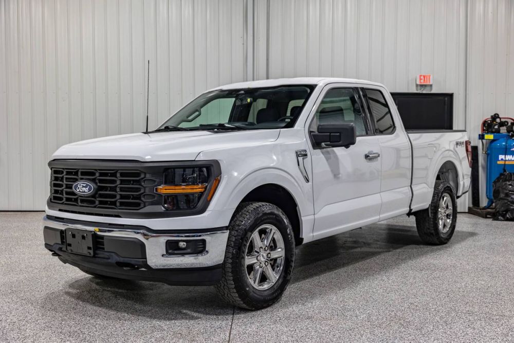 2024 Ford F-150 XLT 4WD - photo 1