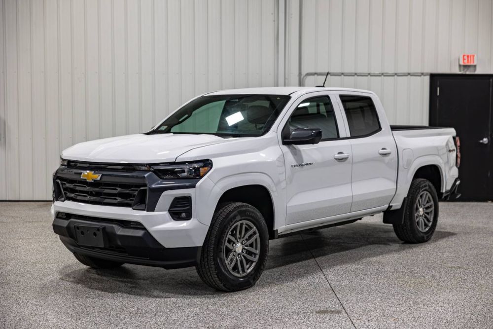 2026 Chevrolet Colorado LT 4WD - photo 1