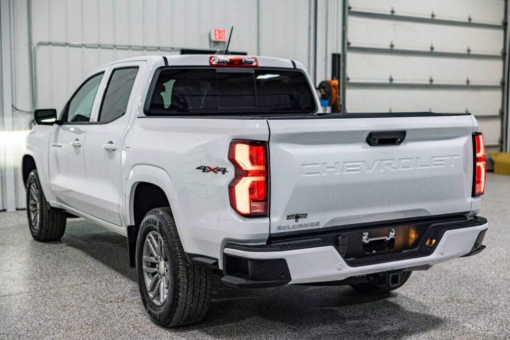 2026 Chevrolet Colorado LT 4WD - photo 3
