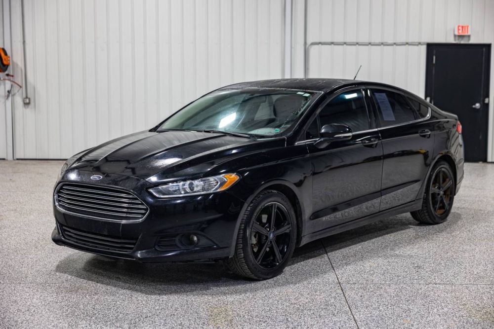 2016 Ford Fusion SE FWD - photo 1