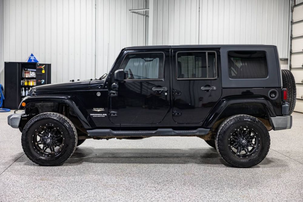 2008 Jeep Wrangler Unlimited Sahara 4WD - photo 2