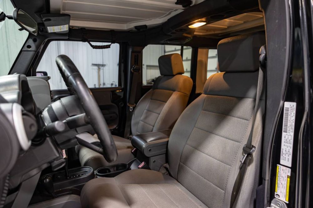 2008 Jeep Wrangler Unlimited Sahara 4WD - photo 9