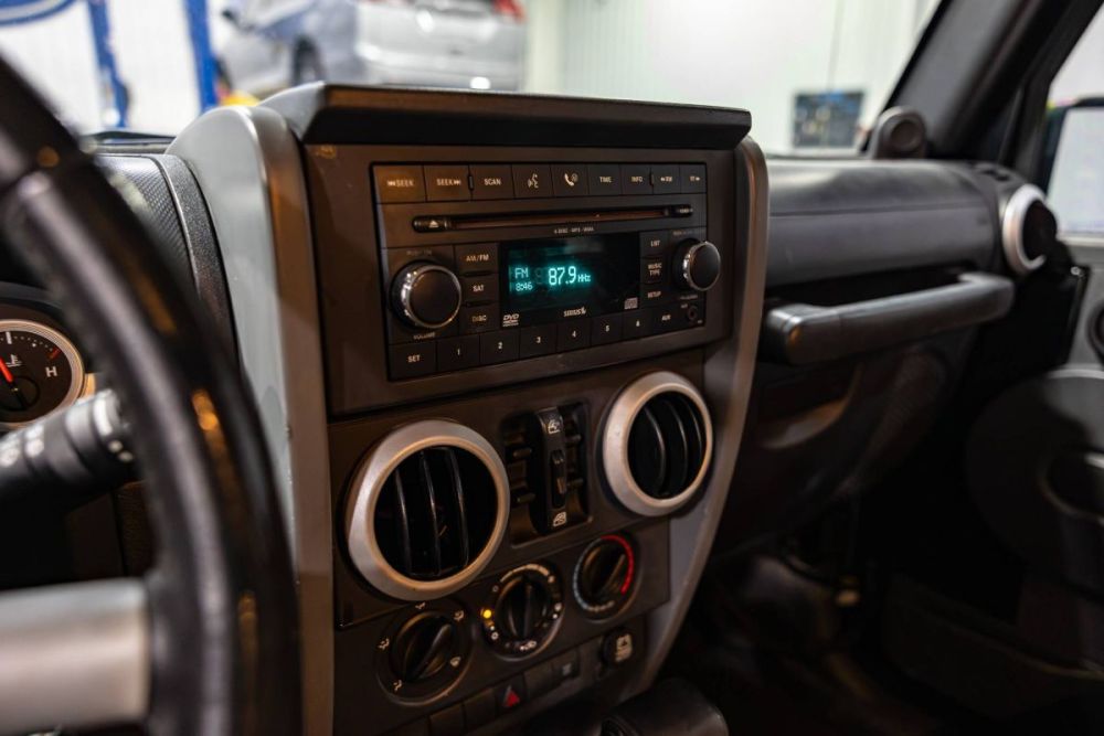 2008 Jeep Wrangler Unlimited Sahara 4WD - photo 10