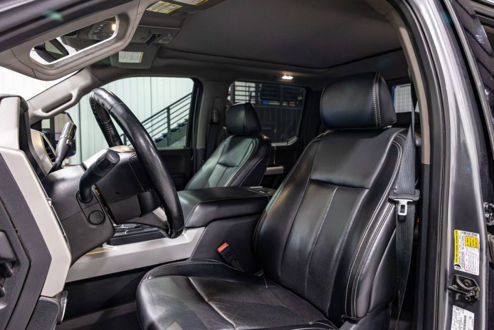 2021 Ford Super Duty Lariat 4WD - photo 11