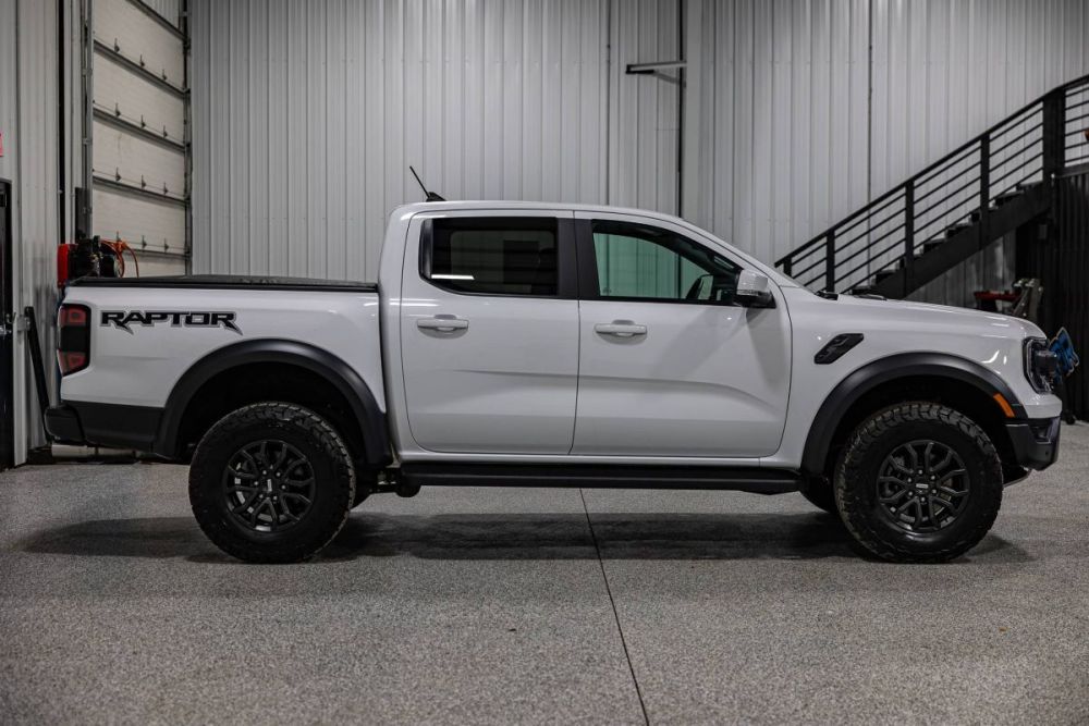 2025 Ford Ranger Raptor 4WD - photo 6