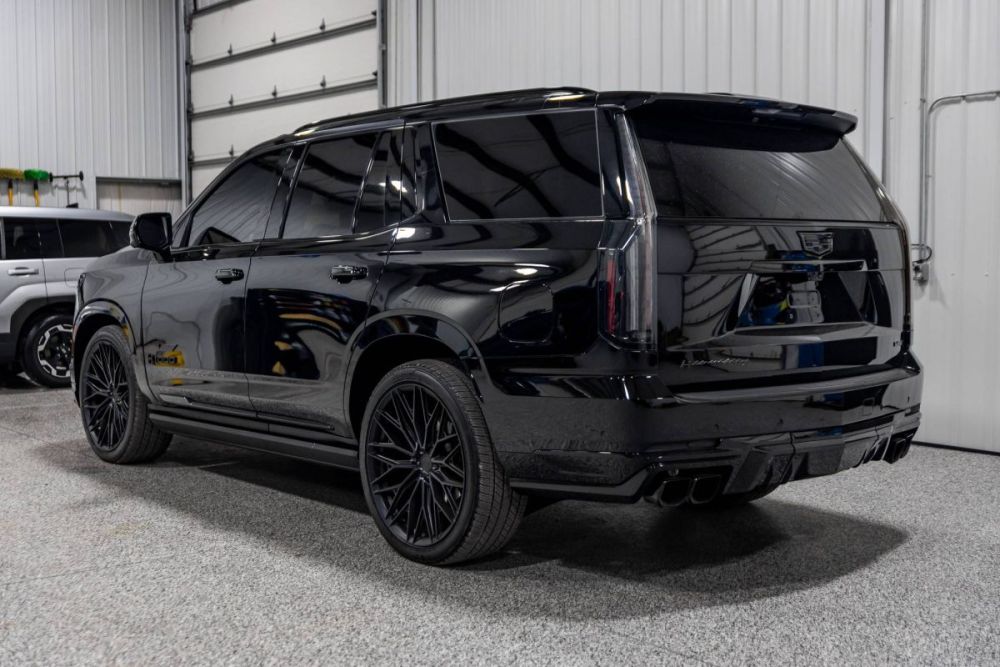 2025 Cadillac Escalade-V Hennessy H1000 - photo 3