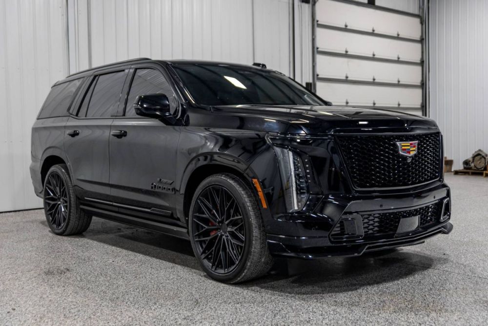 2025 Cadillac Escalade-V Hennessy H1000 - photo 6