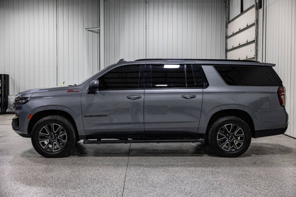 2021 Chevrolet Suburban Z71 4WD - photo 2
