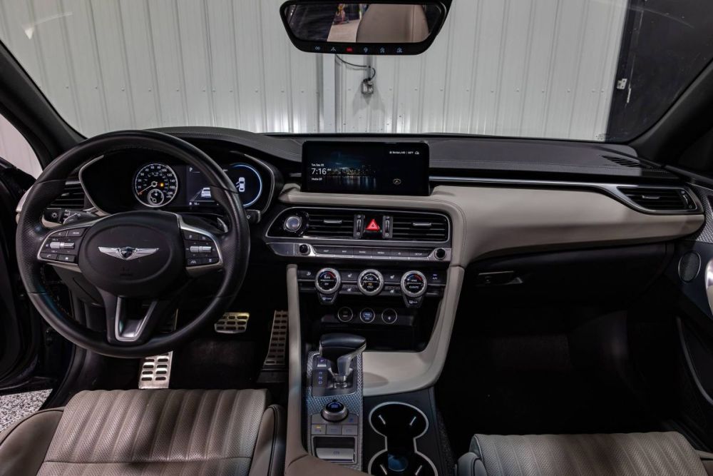 2023 Genesis G70 2.0T - photo 15