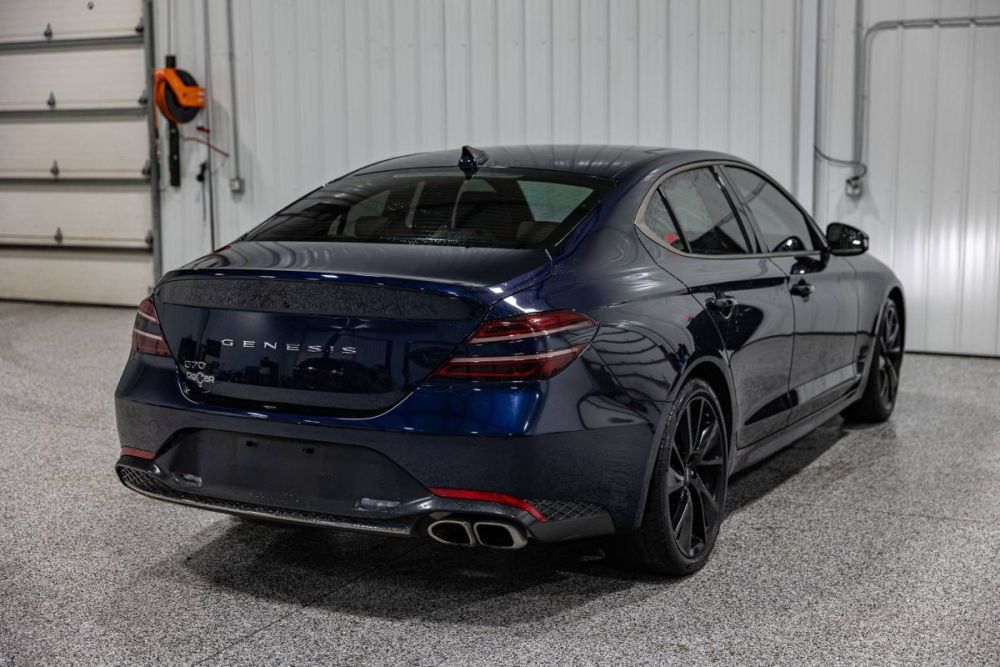 2023 Genesis G70 2.0T - photo 3