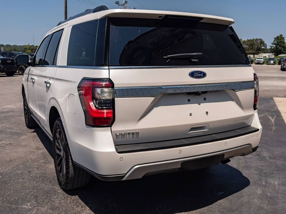2019 Ford Expedition Limited 4WD - photo 3