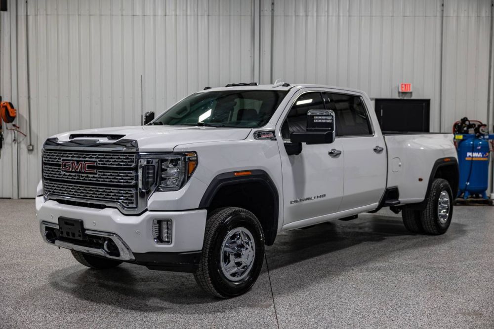 2020 GMC Sierra 3500HD Denali 4WD - photo 1