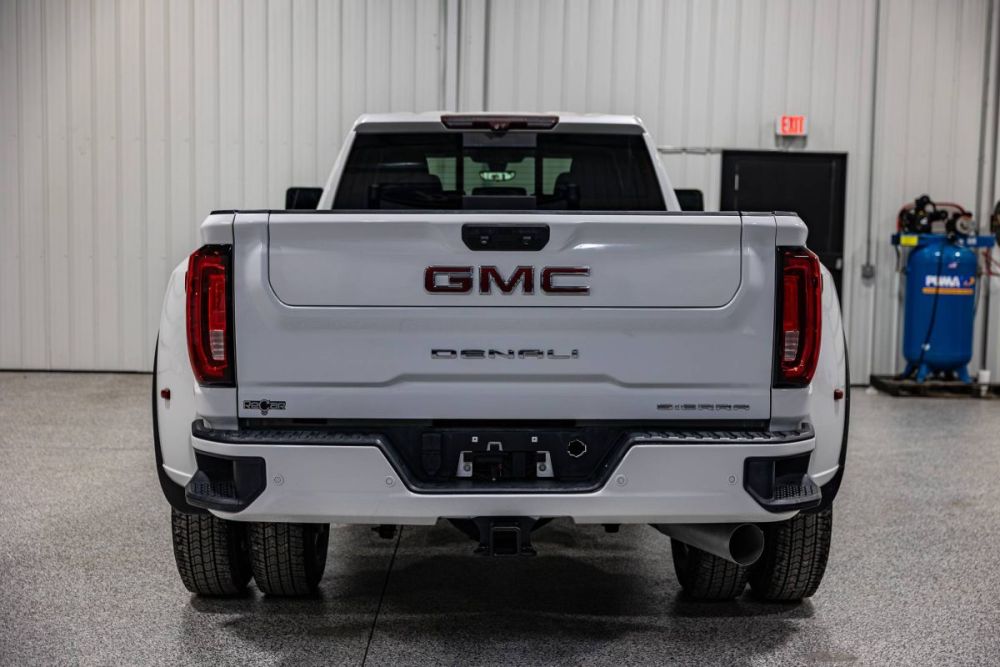 2020 GMC Sierra 3500HD Denali 4WD - photo 4