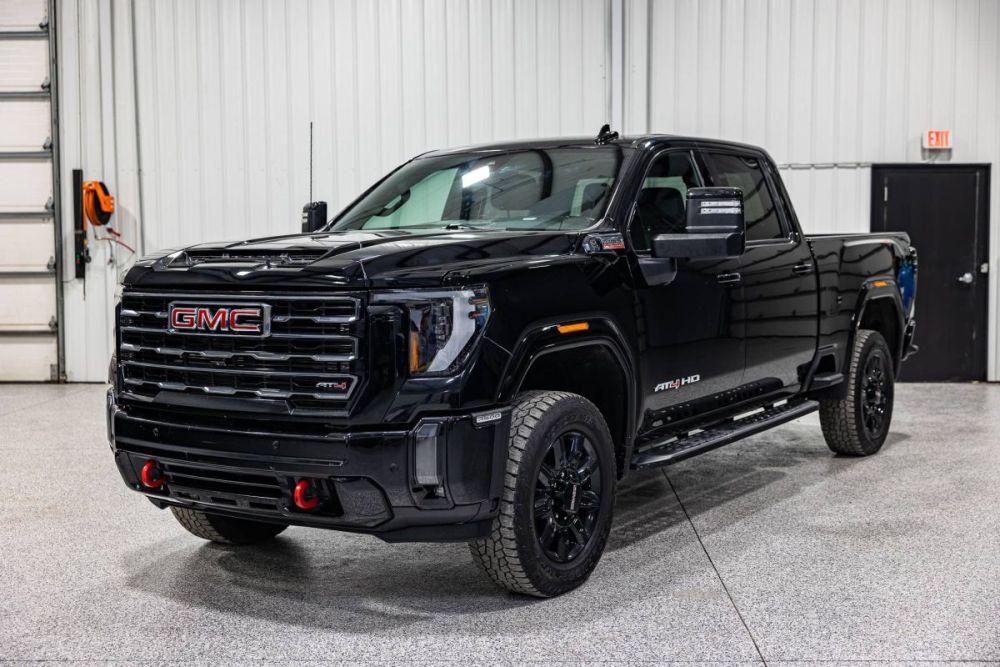 2024 GMC Sierra 3500HD AT4 4WD - photo 1