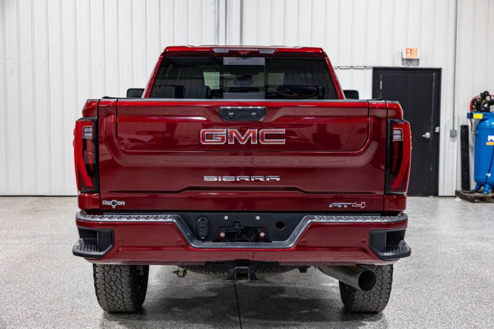 2025 GMC Sierra 2500HD AT4 4WD - photo 4