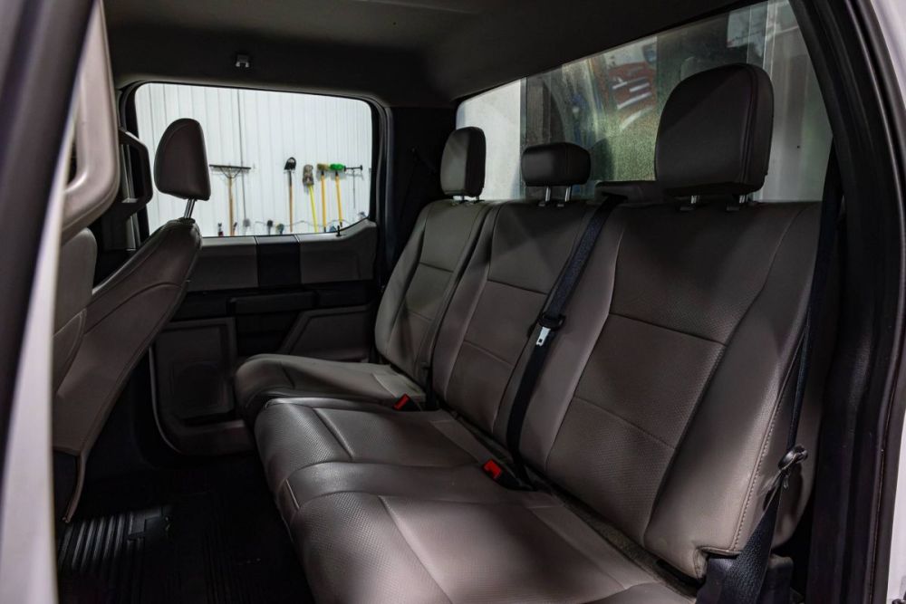 2020 Ford F-550 Super Duty 4WD - photo 8