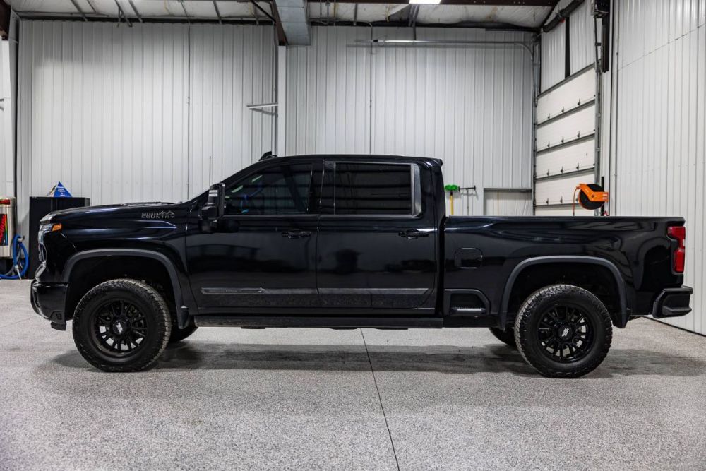 2024 Chevrolet Silverado 2500HD High Country 4WD - photo 2