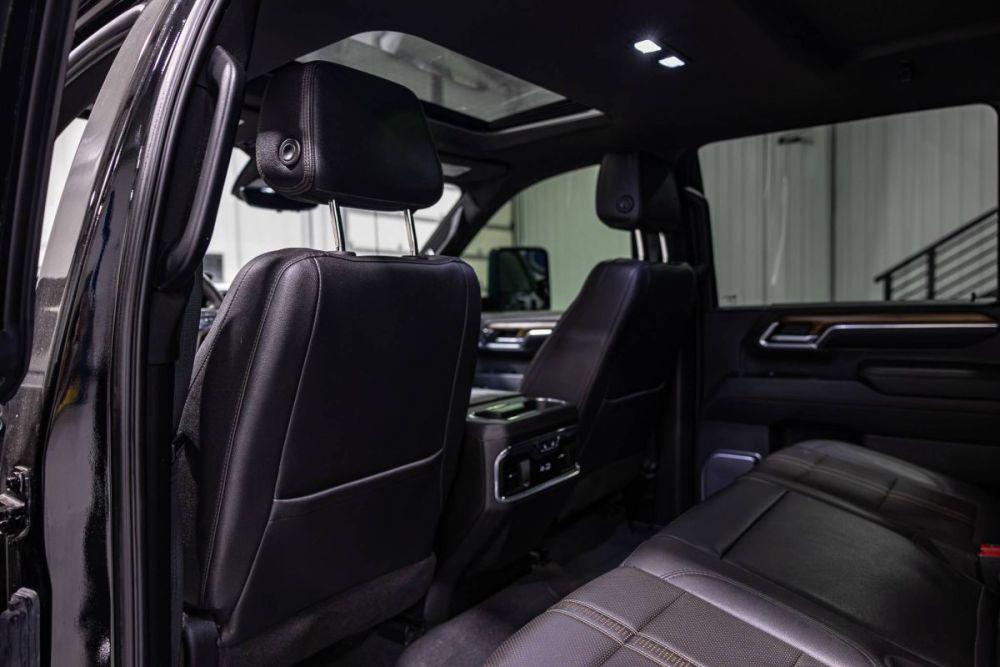 2024 Chevrolet Silverado 2500HD High Country 4WD - photo 11