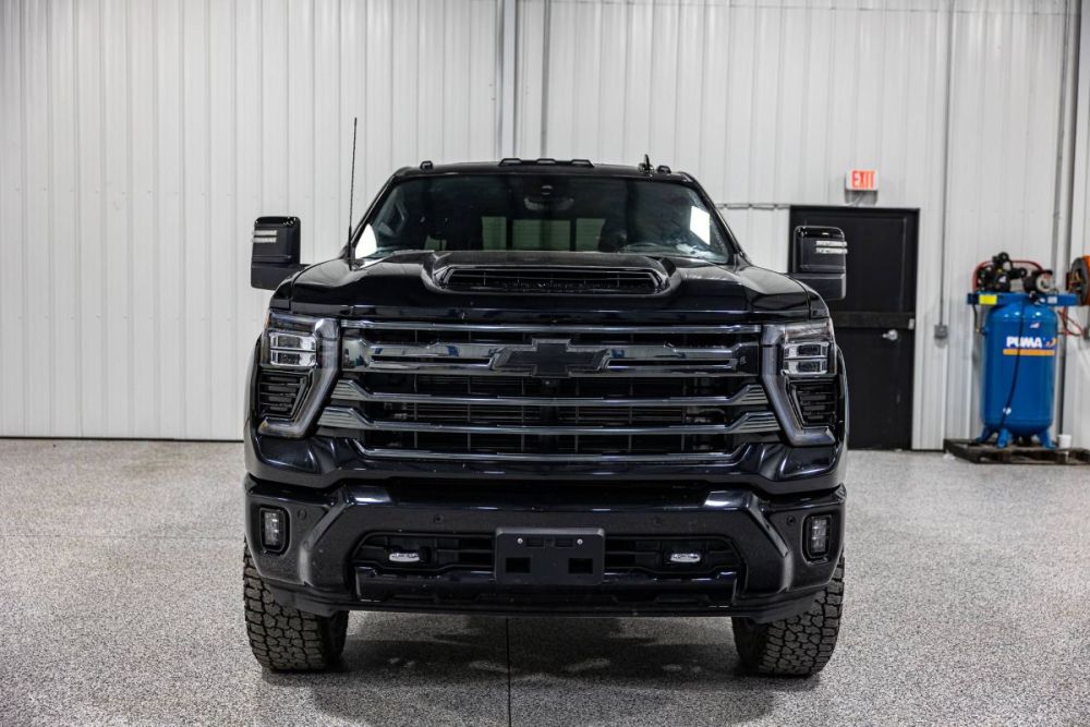 2024 Chevrolet Silverado 2500HD High Country 4WD - photo 8