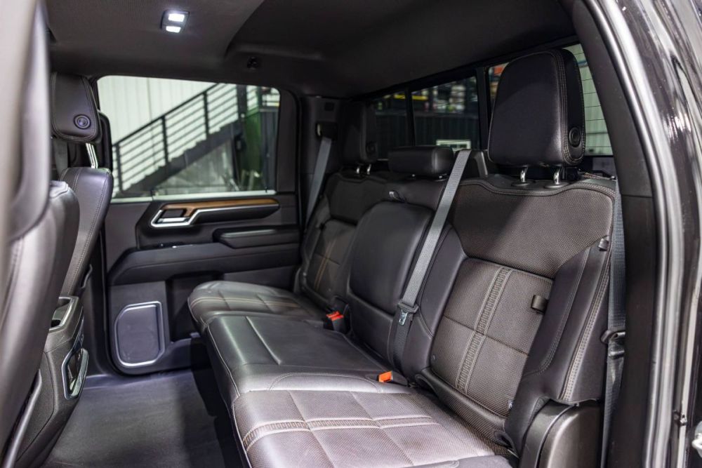 2024 Chevrolet Silverado 2500HD High Country 4WD - photo 10