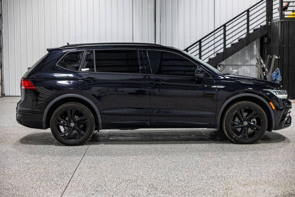 2023 Volkswagen Tiguan SE R-Line Black - photo 5