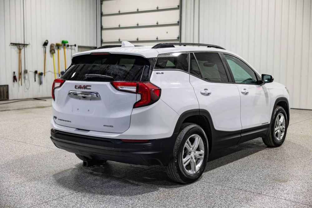 2023 GMC Terrain SLE AWD - photo 5