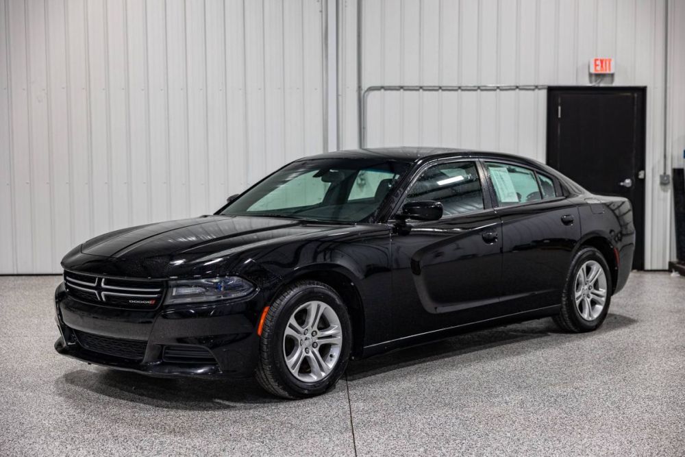 2017 Dodge Charger SE - photo 1