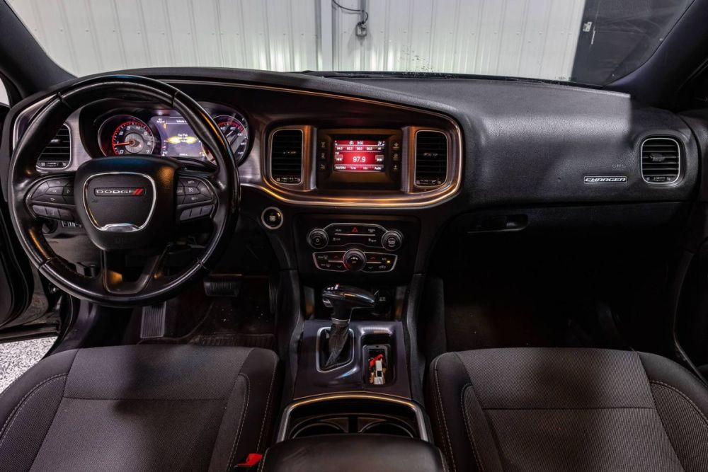 2017 Dodge Charger SE - photo 12