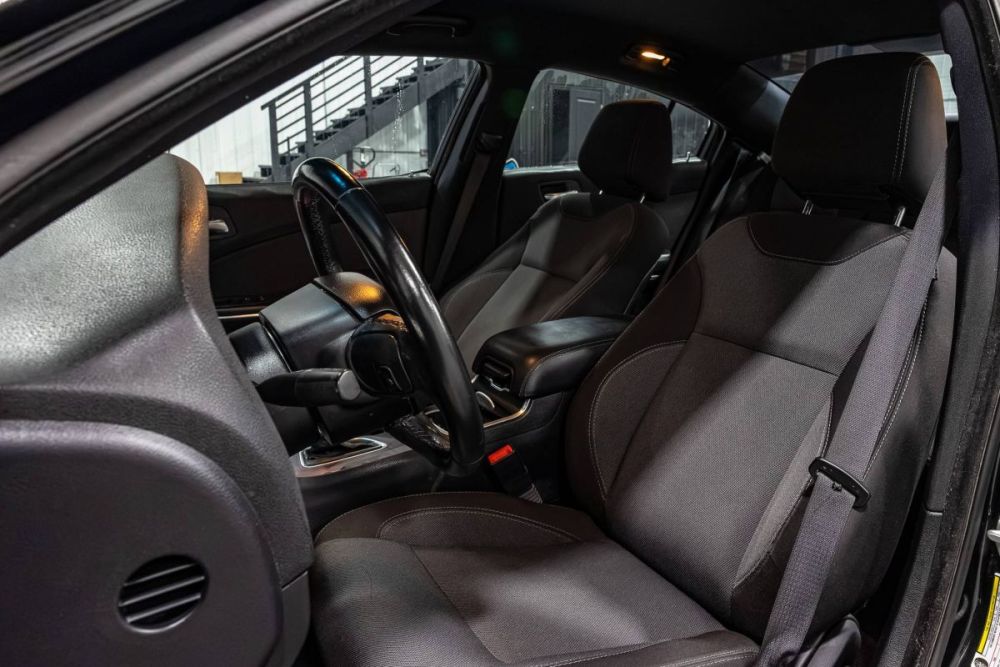 2017 Dodge Charger SE - photo 9