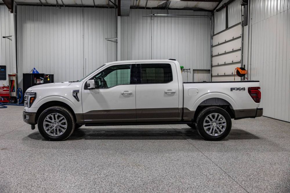 2025 Ford F-150 King Ranch 4WD - photo 2