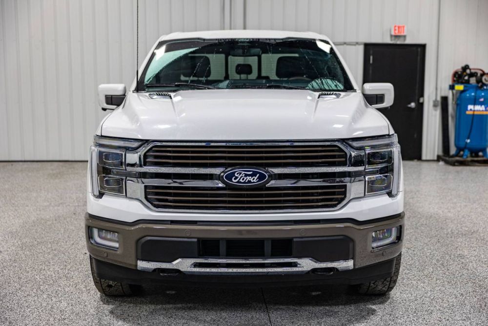 2025 Ford F-150 King Ranch 4WD - photo 8