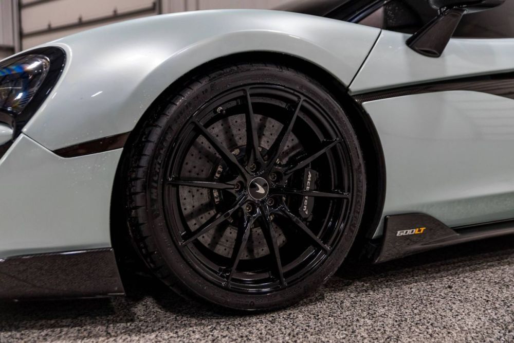 2019 McLaren 600LT - photo 9