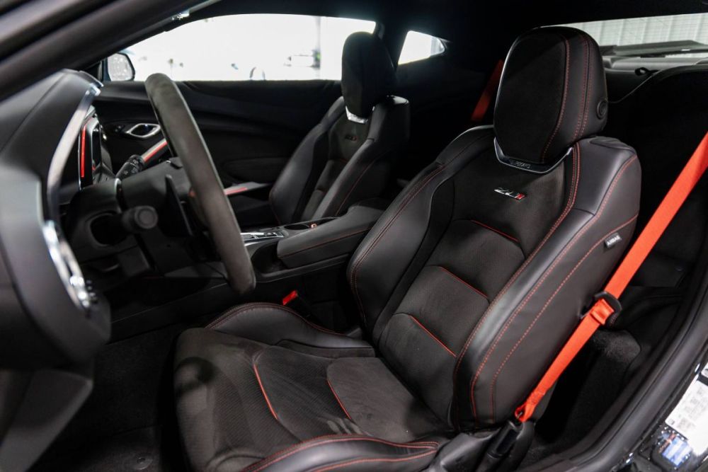 2023 Chevrolet Camaro ZL1 - photo 11