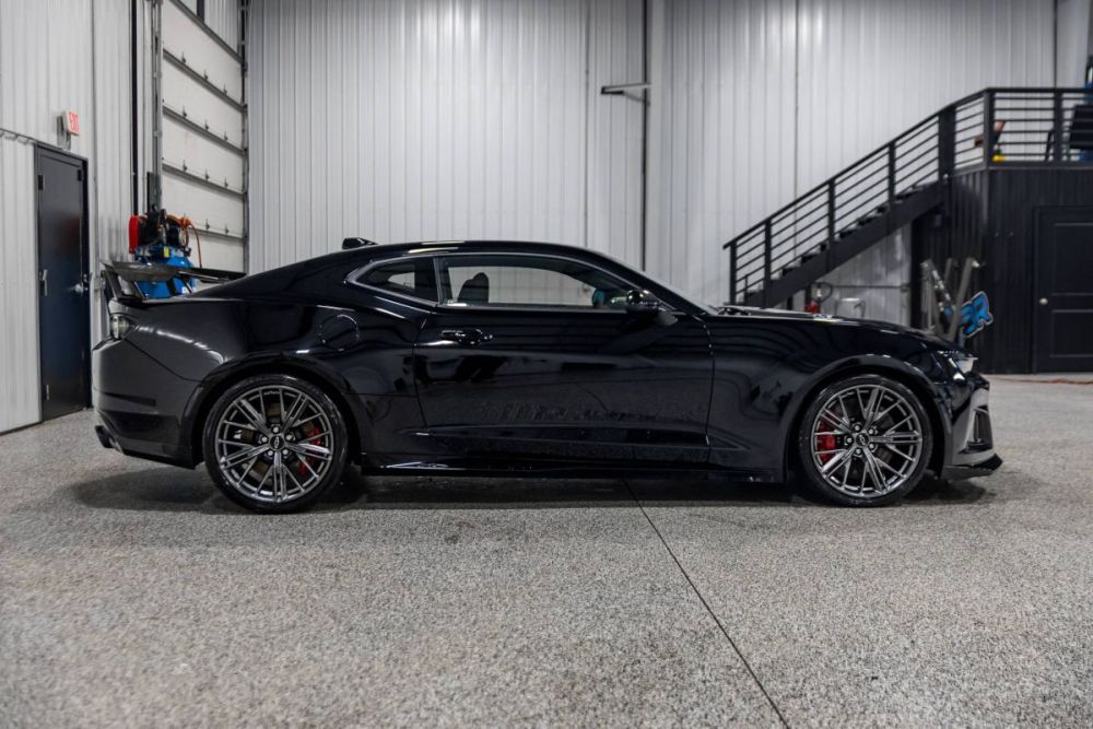 2023 Chevrolet Camaro ZL1 - photo 6