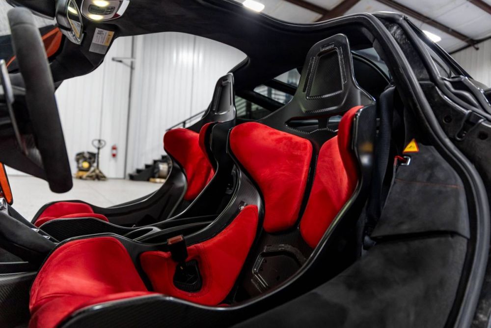 2021 McLaren 765LT - photo 11