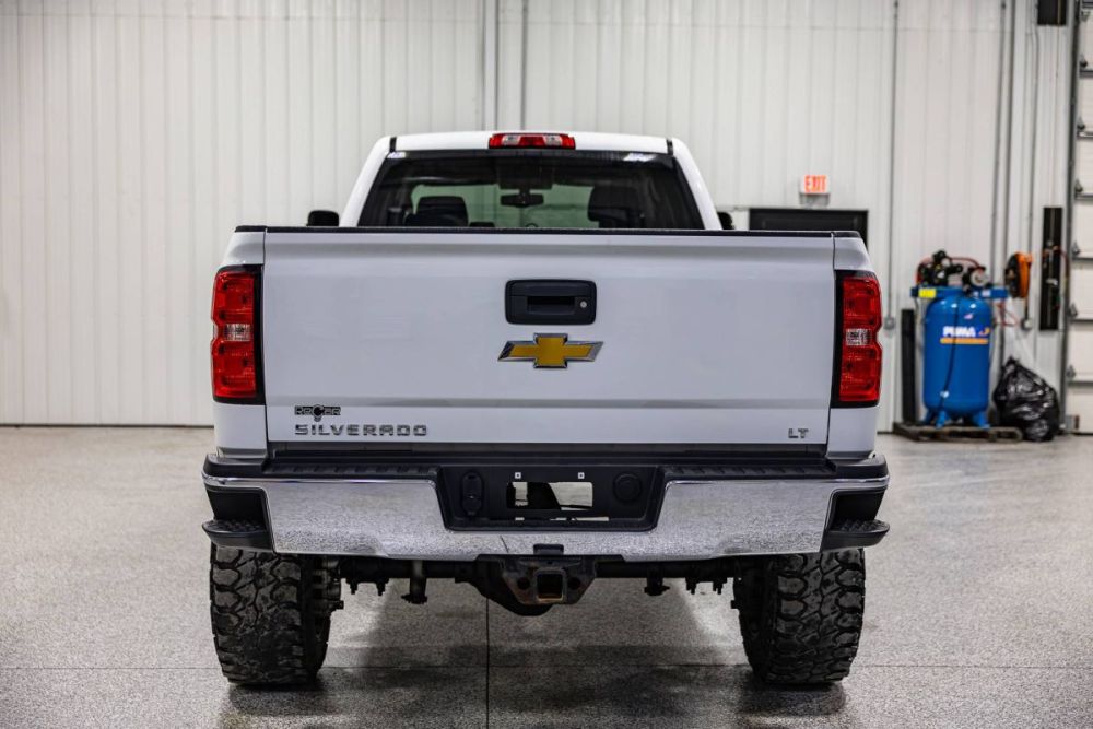 2015 Chevrolet Silverado 2500HD LT 4WD - photo 4