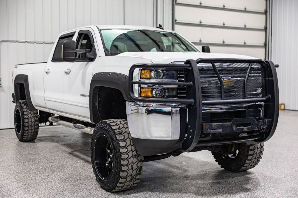 2015 Chevrolet Silverado 2500HD LT 4WD - photo 7