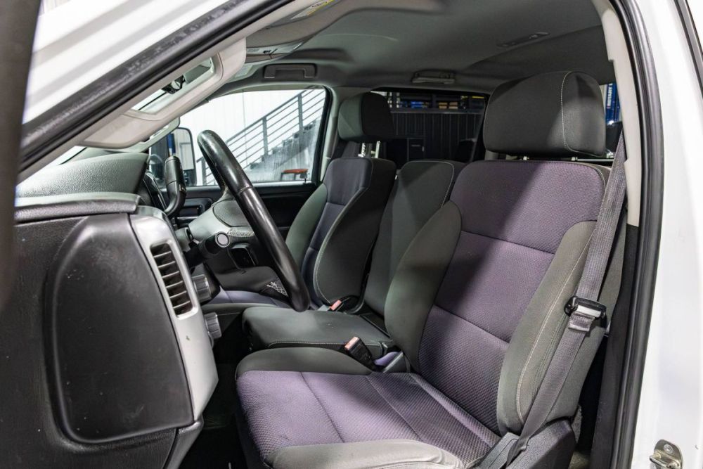 2015 Chevrolet Silverado 2500HD LT 4WD - photo 9